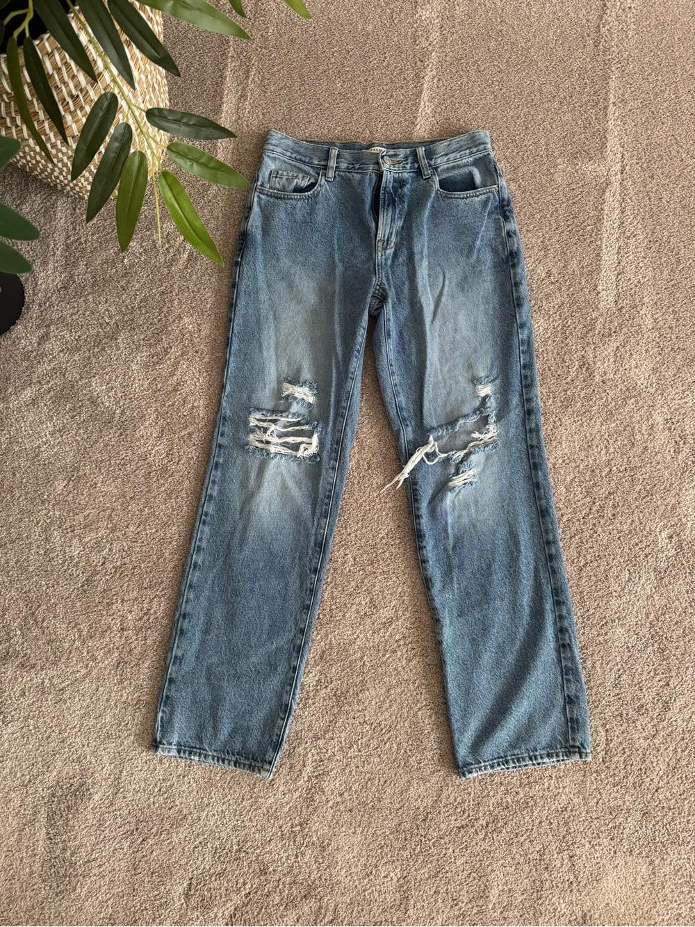 Classic Distressed Boyfriend Blue Jeans Size 2-4